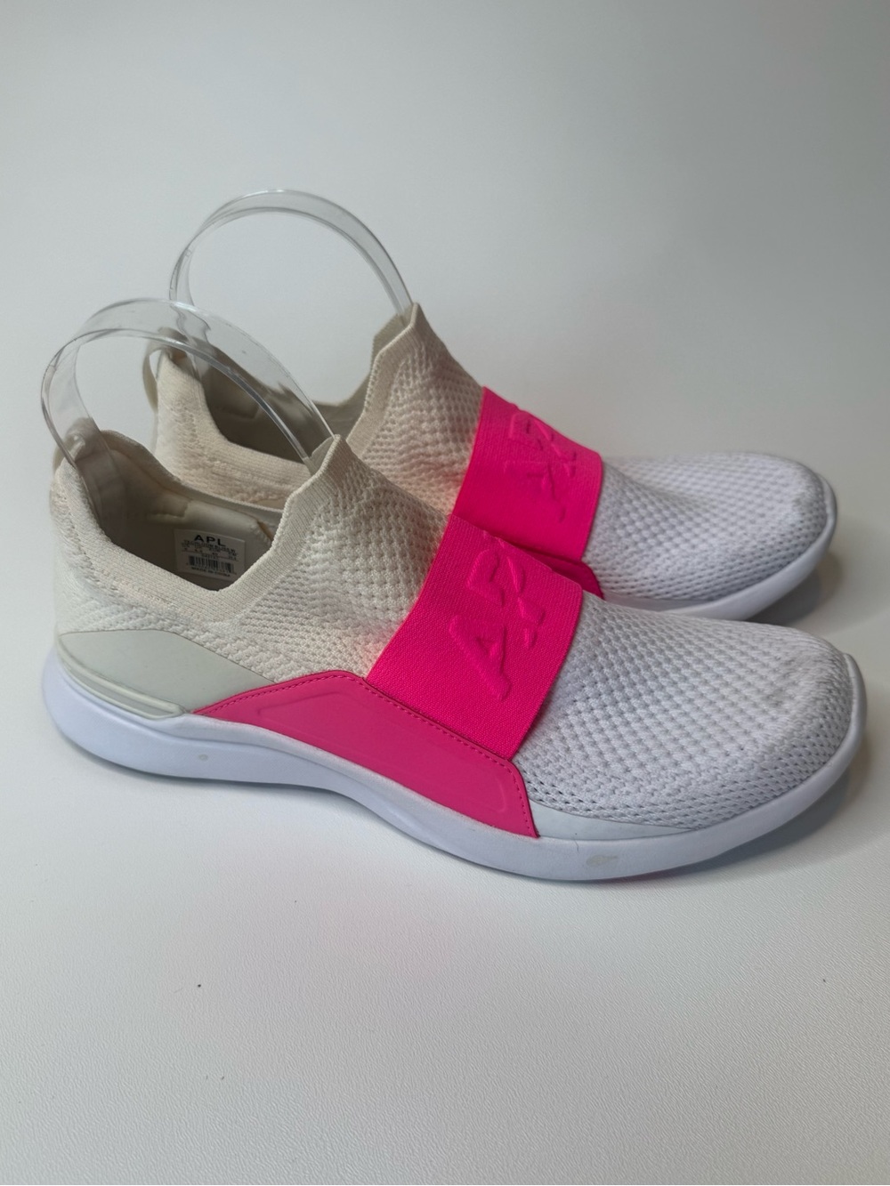 APL Women's Techloom Bliss Shoes Creme/Fusion Pink/White Size 9